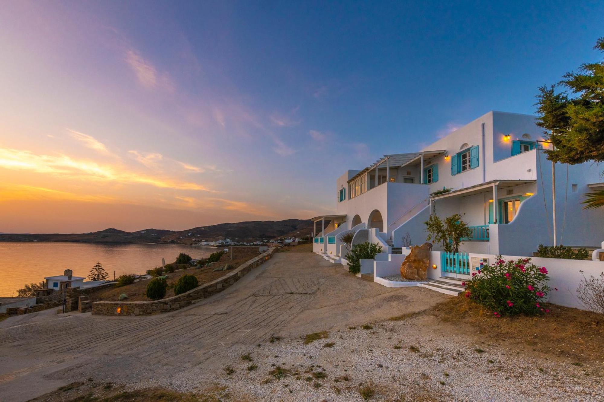 Aegean Dream Apartments Tinos Екстер'єр фото